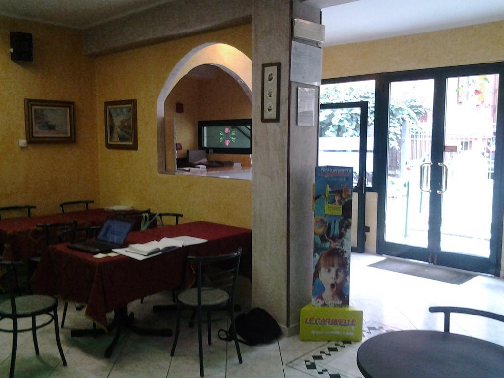 Hotel Lady Susanna Varazze Extérieur photo